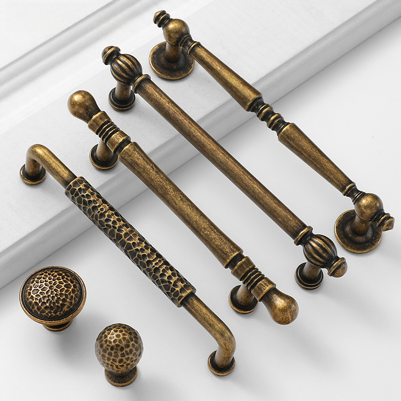 Unique Furniture Hardware Pulls - Antyczny uchwyt meblowy z miedzi w