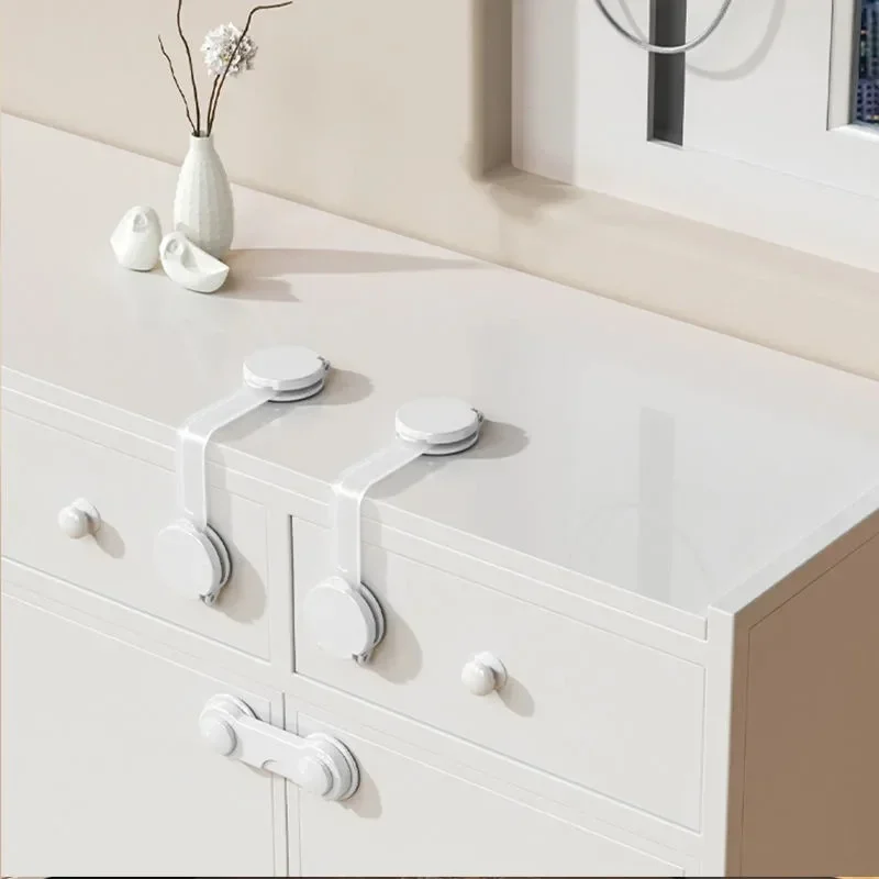 Szafka z zamkiem bezpieczeństw – Furniture Hardware Products recenzja i cena